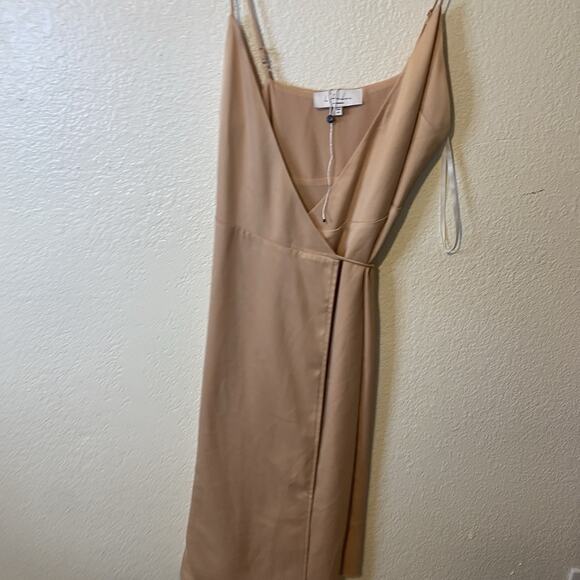 L’Academie Revolve The Wrap Satin Midi Slip Dress In Sand Size XS - Picture 6 of 11